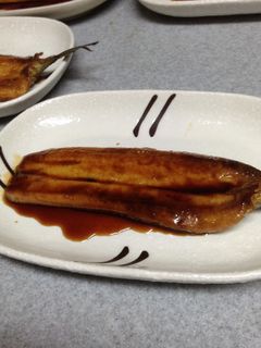 粉のかけ方がワザあり!な、さんまの蒲焼き-レシピのメイン写真