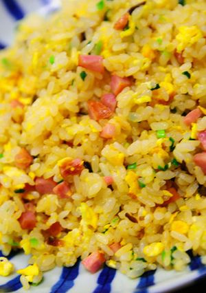 創味シャンタンDXでお店のチャーハン風-レシピのメイン写真
