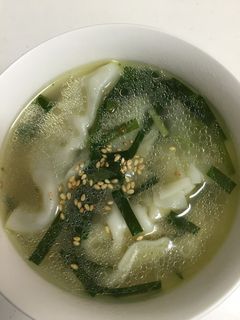 シャンタンで簡単餃子スープ-レシピのメイン写真