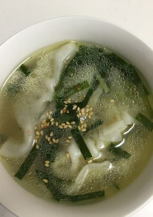 シャンタンで簡単餃子スープ-レシピのメイン写真