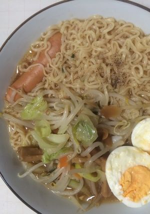 手抜きインスタントラーメンに一味-レシピのメイン写真