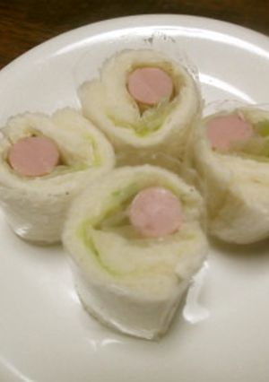 魚肉ソーセージ入りロールサンド-レシピのメイン写真