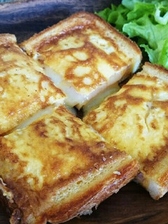 簡単フライパンでたまごチーズトースト-レシピのメイン写真