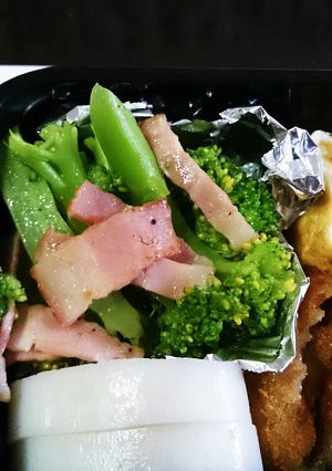 ブロッコリーとベーコン炒めもの-レシピのメイン写真