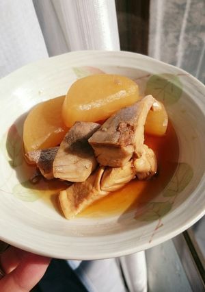 簡単☆アラでぶり大根(ハマチ)-レシピのメイン写真