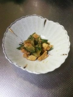 平日ご飯☆鶏皮とキュウリの和え物♪-レシピのメイン写真