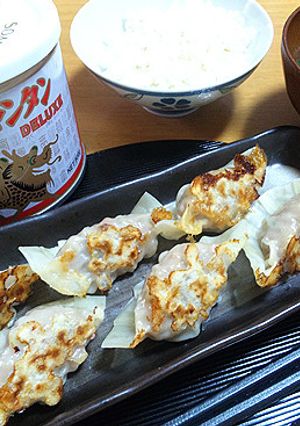 創味シャンタンDXの変わり餃子とスープ-レシピのメイン写真