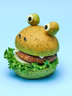 HBでカエルのハンバーグサンドイッチ-レシピのメイン写真