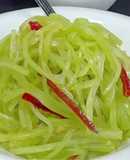 茎レタス(莴笋woshun)の冷菜