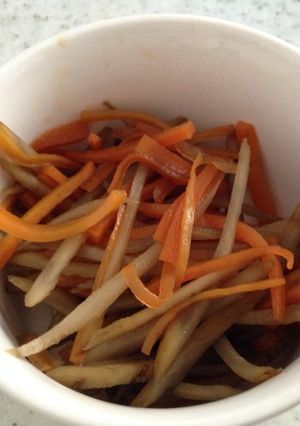 離乳食〜幼児食！簡単きんぴらごぼう☆-レシピのメイン写真