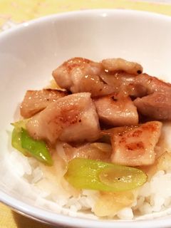 【10分で作れる】簡単鶏のネギ塩炒め-レシピのメイン写真
