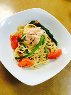 鮭と小松菜のトマトクリームパスタ☆-レシピのメイン写真