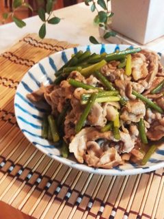 5分で完成!豚肉とにんにくの芽炒め-レシピのメイン写真