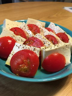 簡単!塩豆腐のカプレーゼ-レシピのメイン写真