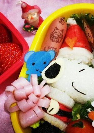 スヌーピーサンタのクリスマスキャラ弁-レシピのメイン写真
