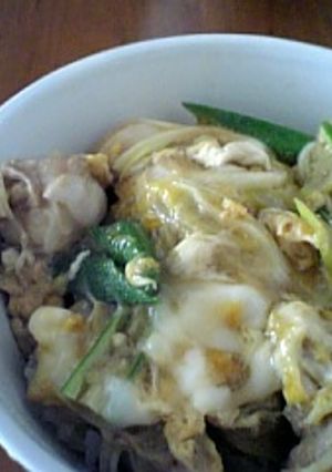オクラも入れちゃった!!親子丼-レシピのメイン写真