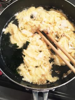 たまごとわかめのスープ-レシピのメイン写真