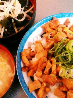 豆腐でかさ増し!鶏肉の甘辛丼♪-レシピのメイン写真