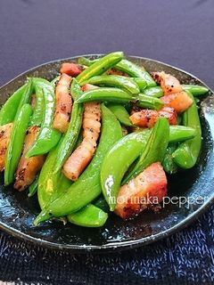 スナップえんどうとベーコンのにんにく炒め-レシピのメイン写真