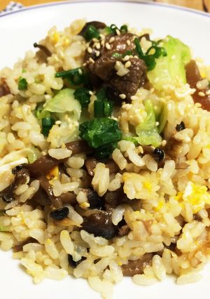 すき焼きの残りでしっとりレタス炒飯！簡単-レシピのメイン写真