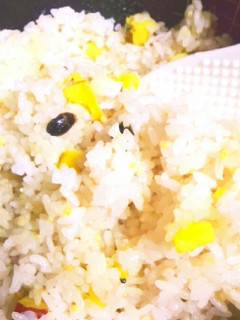 キヌア入り雑穀でさつま芋の炊き込みご飯♪-レシピのメイン写真