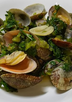 大根の葉で美味しいアサリの酒蒸し-レシピのメイン写真