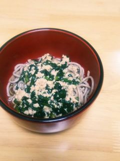 春菊と鶏そぼろのあんかけ蕎麦-レシピのメイン写真