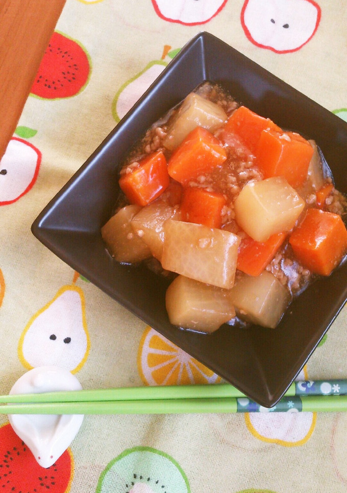 レンジで簡単☆大根と人参のそぼろ煮。-レシピのメイン写真