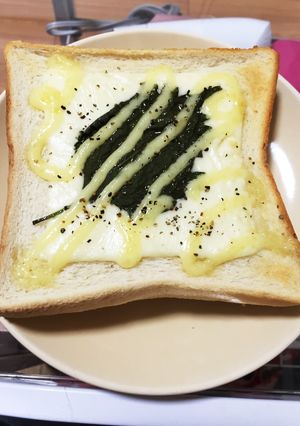 時間がない朝食に！簡単大葉チーズトースト-レシピのメイン写真