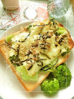 残り福❀ブロ茎×セロリ葉の和トースト-レシピのメイン写真