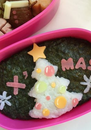 キャラ弁☆ごはんでクリスマスツリー♪-レシピのメイン写真