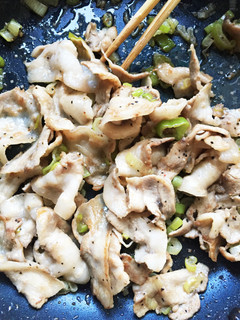 豚バラの塩ドレッシング炒め(丼)-レシピのメイン写真