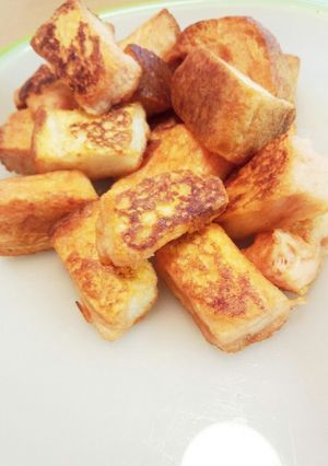 離乳食後期～トマトジュースコロコロパン-レシピのメイン写真