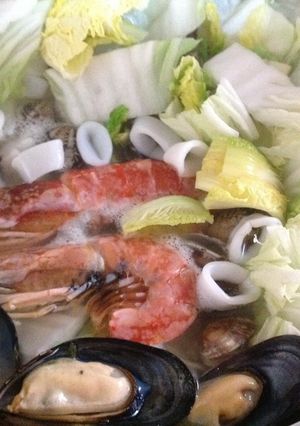 寒い夜は 2度美味しい♥️魚貝チゲ鍋-レシピのメイン写真