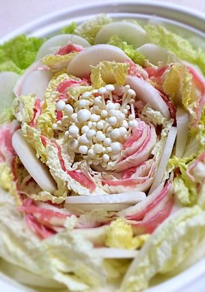 花咲くミルフィーユ鍋＊豚バラと白菜と大根-レシピのメイン写真
