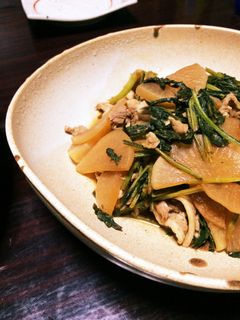 大根と豚バラ肉のにんにく醤油炒め-レシピのメイン写真