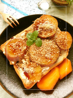 さつま芋×カッテージの黒蜜胡麻トースト-レシピのメイン写真