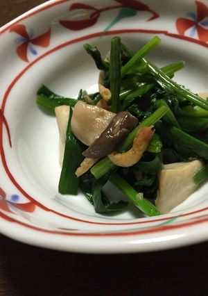ニラとほうれん草の炒め合わせ-レシピのメイン写真