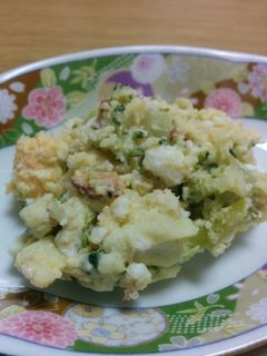 ブロッコリーと卵のおさつサラダ-レシピのメイン写真