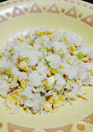 余ったしらすで簡単チャーハン-レシピのメイン写真