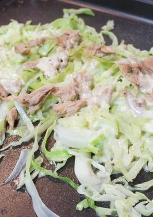 ホットプレートでキャベツとツナの蒸し焼き-レシピのメイン写真