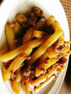 じゃがいもと挽肉のソース炒め-レシピのメイン写真