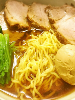簡単！叉焼の煮汁リメイクで醤油ラーメン-レシピのメイン写真