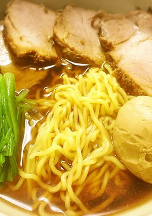 簡単！叉焼の煮汁リメイクで醤油ラーメン-レシピのメイン写真