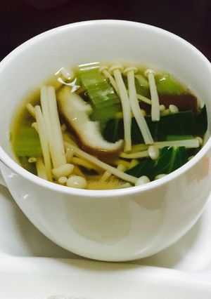 チンゲン菜とえのきのすまし汁-レシピのメイン写真