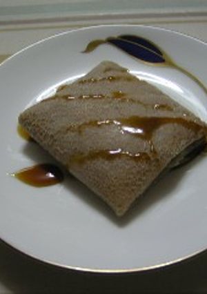 そばクレープのかぼちゃクリーム包み蜜かけ-レシピのメイン写真