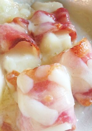 お餅グラタン…とろ〜りベーコン＆チーズ-レシピのメイン写真