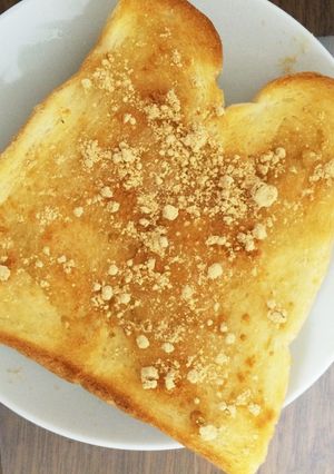 朝ごはんに☆はちみつきな粉トースト-レシピのメイン写真