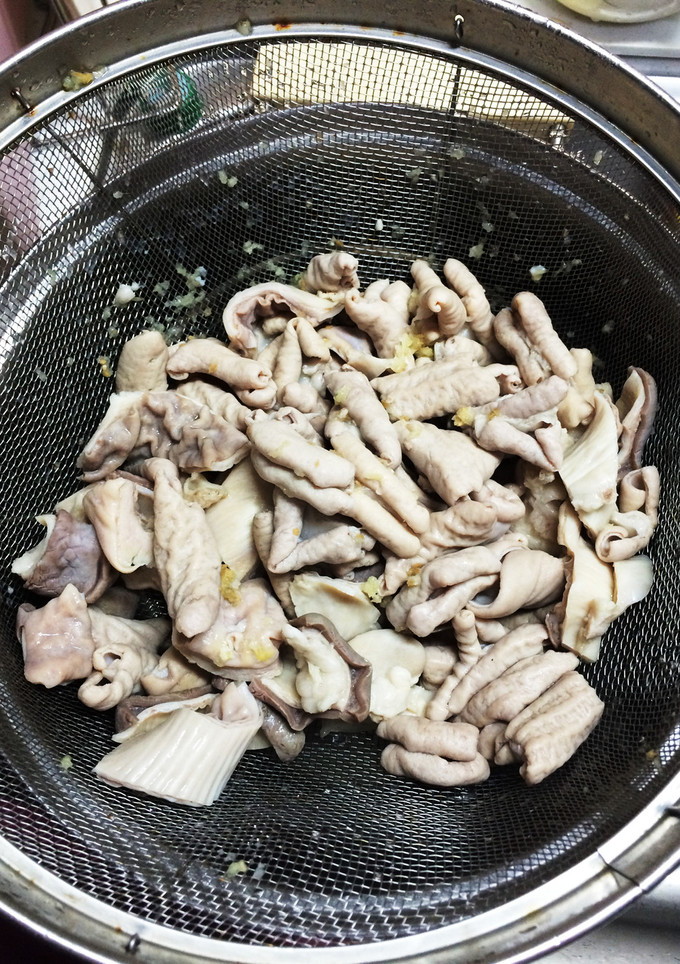 簡単下ごしらえ臭くないよんモツ煮鍋-レシピのメイン写真