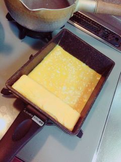 ふわふわとろける*マヨチーズ卵焼き-レシピのメイン写真
